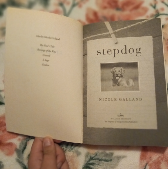 Book - Picture 3 of 4